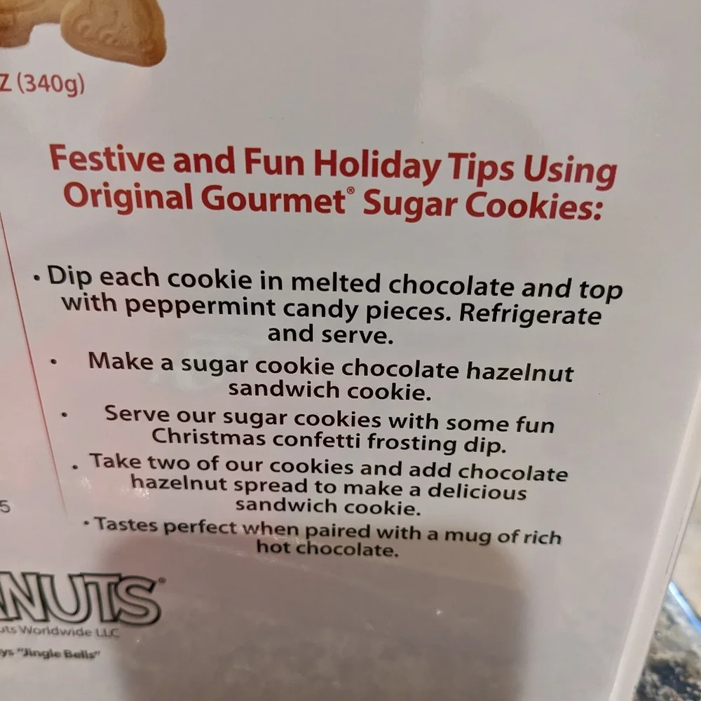 Peanuts Character Shaped Sugar Cookies Collectible Musical 12 oz Sealed Tin - Picture 6 of 6